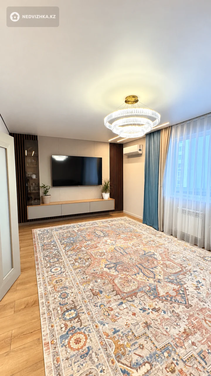 3-комнатная квартира, этаж 5 из 10, 96 м²