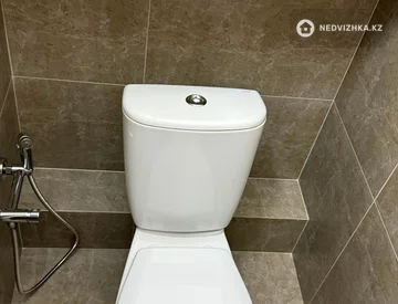 2-комнатная квартира, этаж 6 из 16, 69 м², миниатюра 5