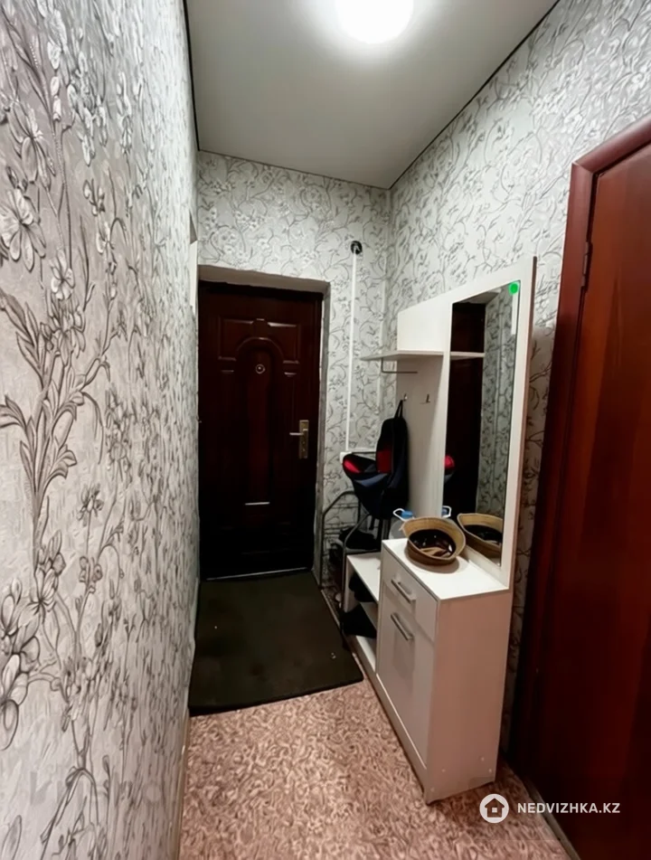 2-комнатная квартира, этаж 2 из 2, 37 м², фотография 3