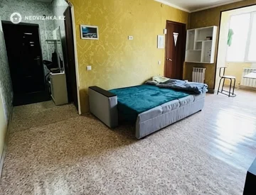 2-комнатная квартира, этаж 2 из 2, 37 м², миниатюра 2