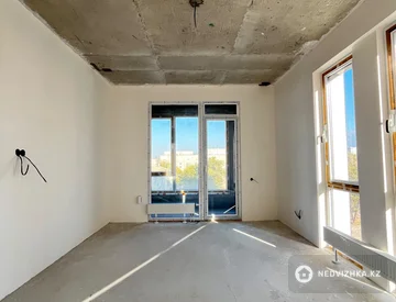 2-комнатная квартира, этаж 5 из 9, 94 м², миниатюра 2