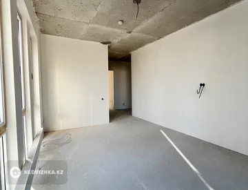 2-комнатная квартира, этаж 5 из 9, 94 м², миниатюра 8