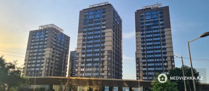 Офис, Магазин и др., этаж 1 из 21, 176 м²