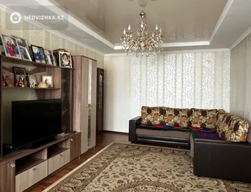 3-комнатная квартира, этаж 5 из 5, 98 м², миниатюра 2