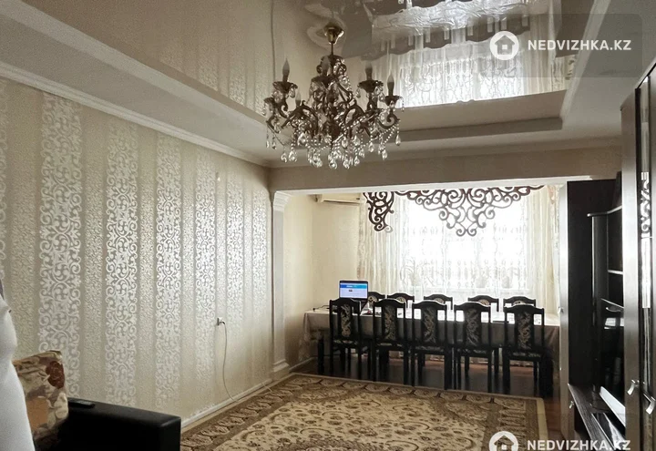 3-комнатная квартира, этаж 5 из 5, 98 м², фотография 3
