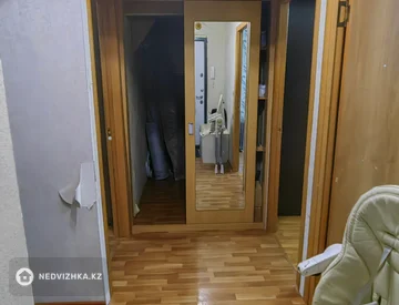 3-комнатная квартира, этаж 5 из 5, 69 м², На длительный срок, миниатюра 11