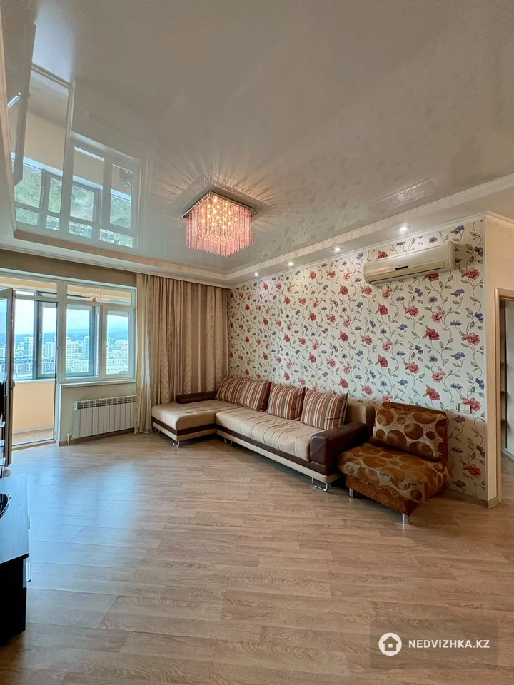 3-комнатная квартира, этаж 15 из 16, 100 м²