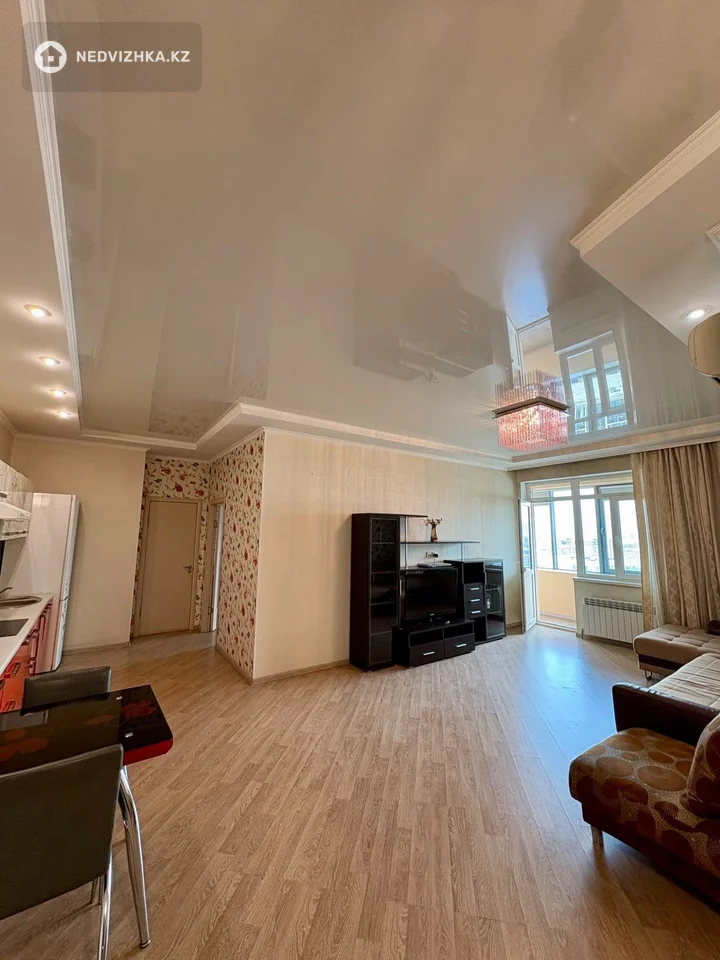 3-комнатная квартира, этаж 15 из 16, 100 м², фотография 2