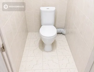 2-комнатная квартира, этаж 2 из 9, 67 м², миниатюра 5