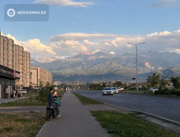 2-комнатная квартира, этаж 2 из 9, 67 м², миниатюра 10