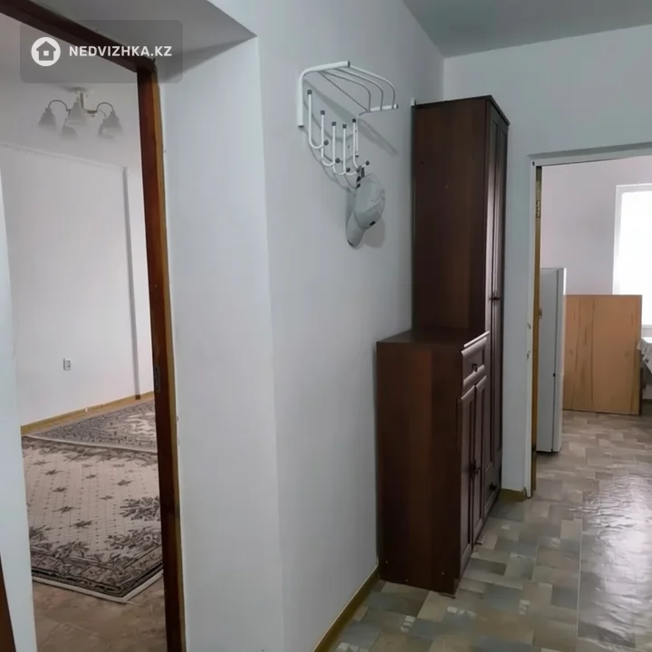 2-комнатная квартира, этаж 8 из 9, 77 м², На длительный срок, фотография 4