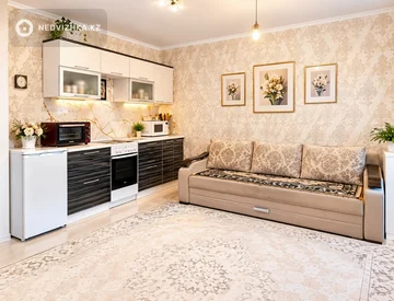 2-комнатная квартира, этаж 1 из 5, 47 м², миниатюра 2
