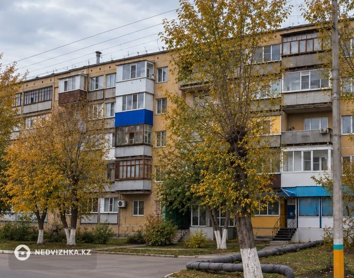 1-комнатная квартира, этаж 4 из 5, 37 м²