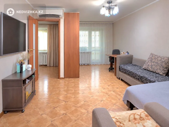 1-комнатная квартира, этаж 3 из 4, 32 м², фотография 3