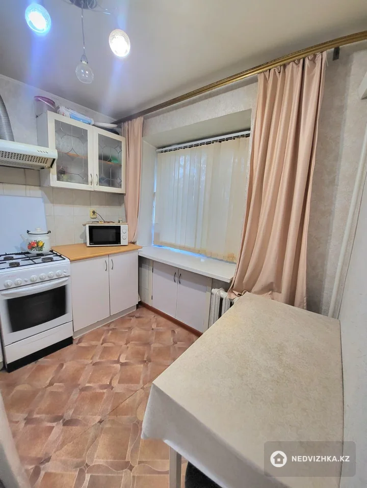 1-комнатная квартира, этаж 3 из 4, 32 м², фотография 5
