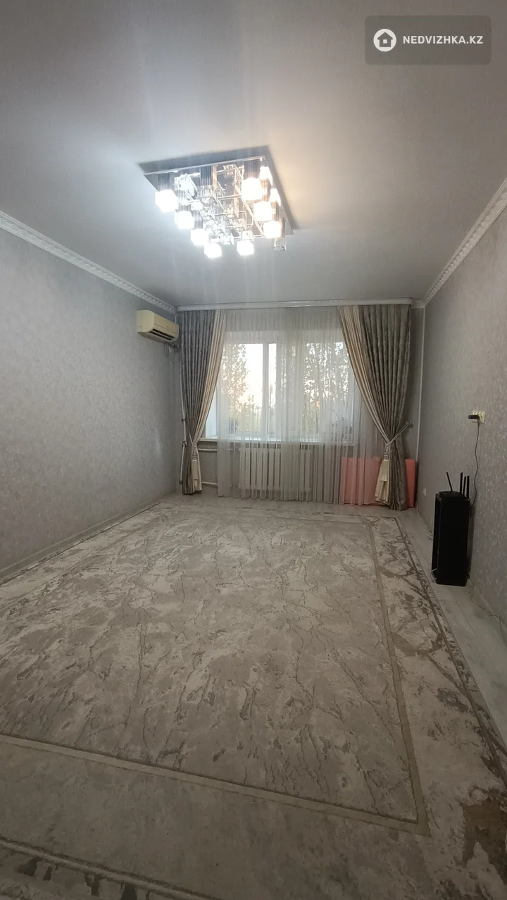 2-комнатная квартира, этаж 4 из 10, 67 м²