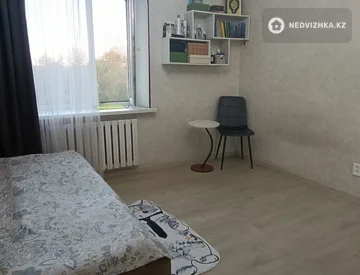 2-комнатная квартира, этаж 4 из 10, 67 м², миниатюра 6
