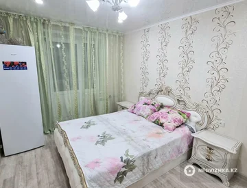 3-комнатная квартира, этаж 9 из 9, 63 м², миниатюра 6