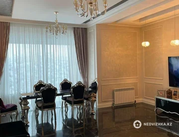 4-комнатная квартира, этаж 1 из 3, 180 м², миниатюра 3