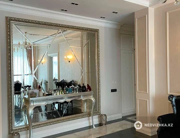 4-комнатная квартира, этаж 1 из 3, 180 м², миниатюра 5