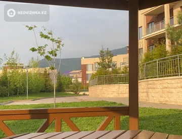4-комнатная квартира, этаж 1 из 3, 180 м², миниатюра 8