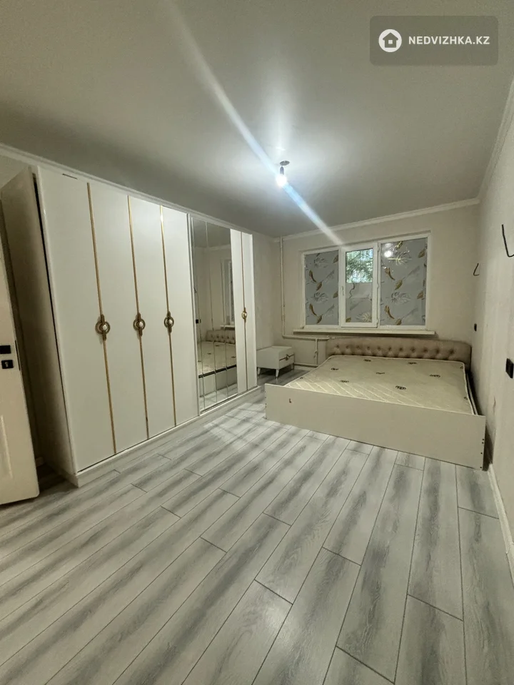3-комнатная квартира, этаж 1 из 5, 62 м², фотография 3