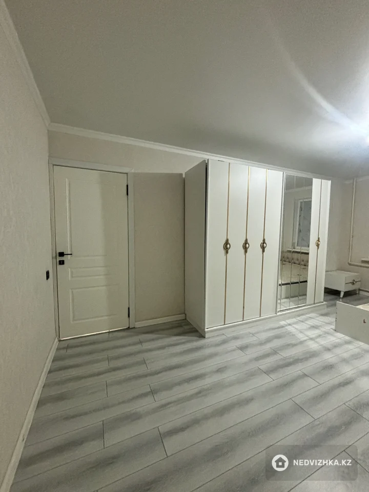 3-комнатная квартира, этаж 1 из 5, 62 м²