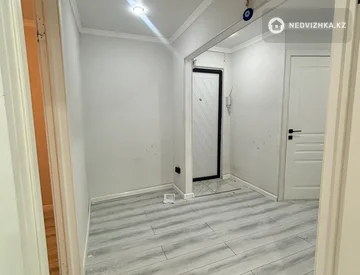 3-комнатная квартира, этаж 1 из 5, 62 м², миниатюра 8