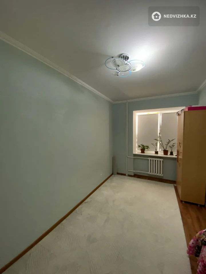 3-комнатная квартира, этаж 4 из 5, 75 м², фотография 4