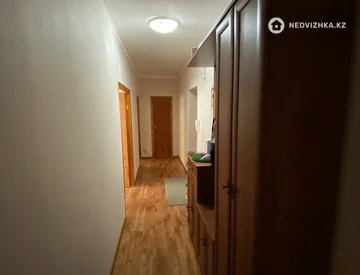 3-комнатная квартира, этаж 4 из 5, 75 м², миниатюра 5