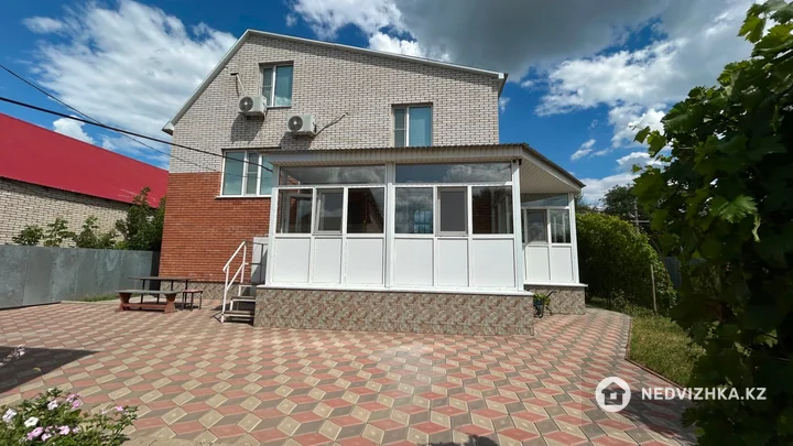 6-комнатный дом, 8 соток, 201 м², фотография 2