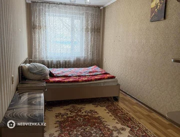 3-комнатная квартира, этаж 4 из 4, 60 м², миниатюра 6