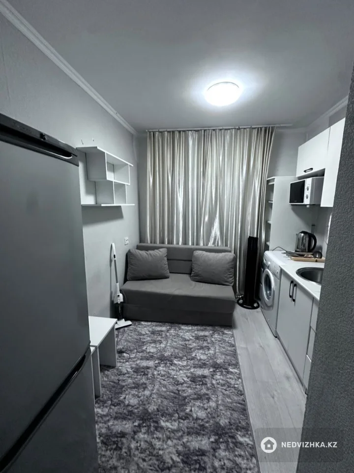 1-комнатная квартира, этаж 4 из 4, 12 м²