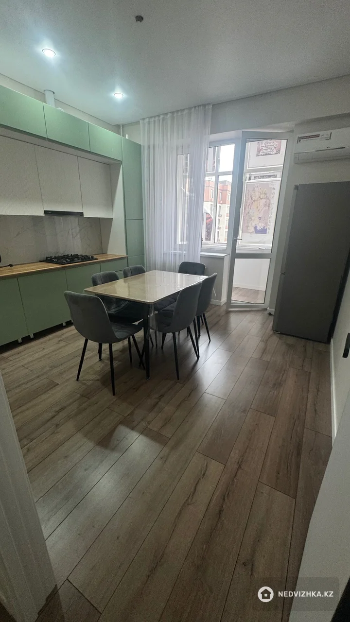 1-комнатная квартира, этаж 3 из 5, 51 м², фотография 4