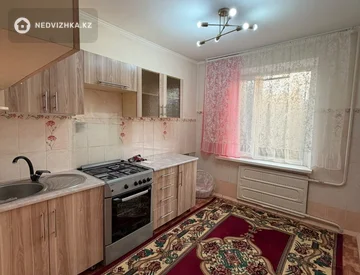 3-комнатная квартира, этаж 4 из 5, 62 м², миниатюра 6