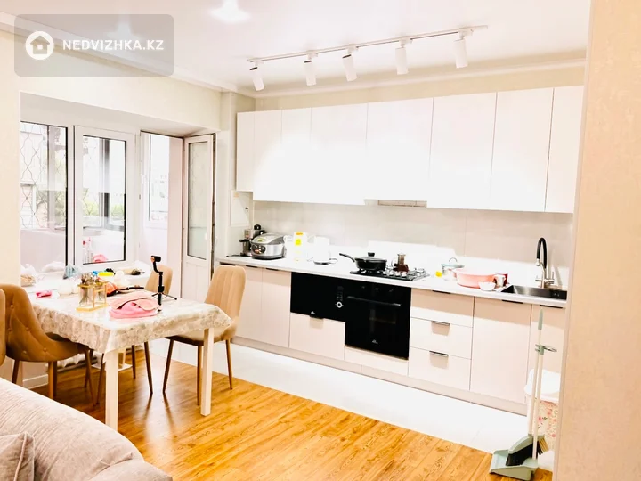 4-комнатная квартира, этаж 2 из 5, 91 м²