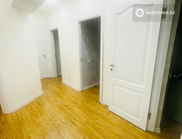 4-комнатная квартира, этаж 2 из 5, 91 м², миниатюра 7