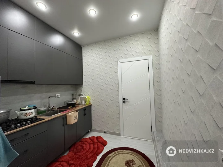 2-комнатная квартира, этаж 2 из 2, 40 м², фотография 2