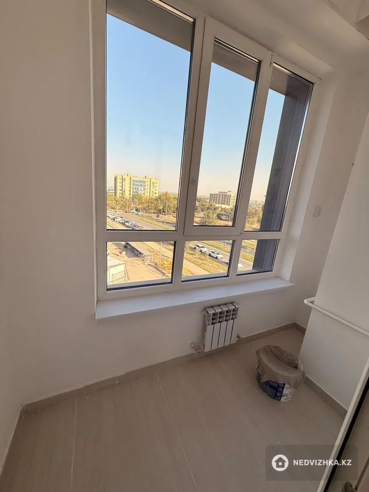1-комнатная квартира, этаж 5 из 9, 50 м², На длительный срок, фотография 3