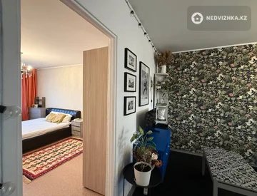 3-комнатная квартира, этаж 5 из 5, 66 м², миниатюра 1