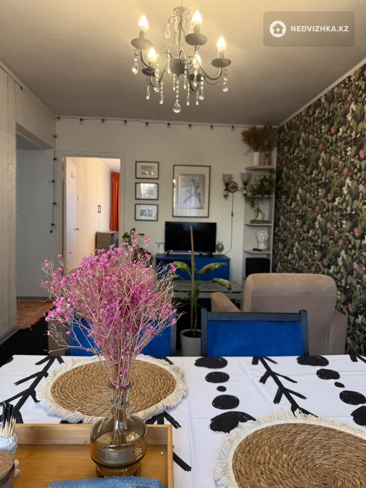 3-комнатная квартира, этаж 5 из 5, 66 м², фотография 2