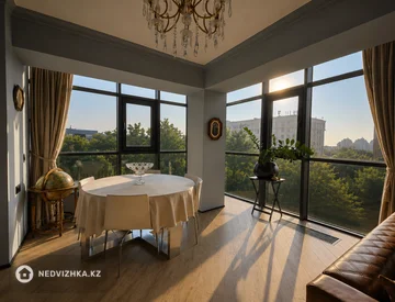 3-комнатная квартира, этаж 5 из 10, 122 м², миниатюра 1