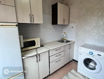 1-комнатная квартира, этаж 2 из 5, 30 м², миниатюра 11