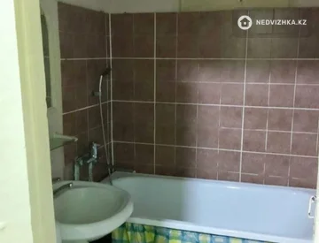 1-комнатная квартира, этаж 4 из 5, 31 м², На длительный срок, миниатюра 2