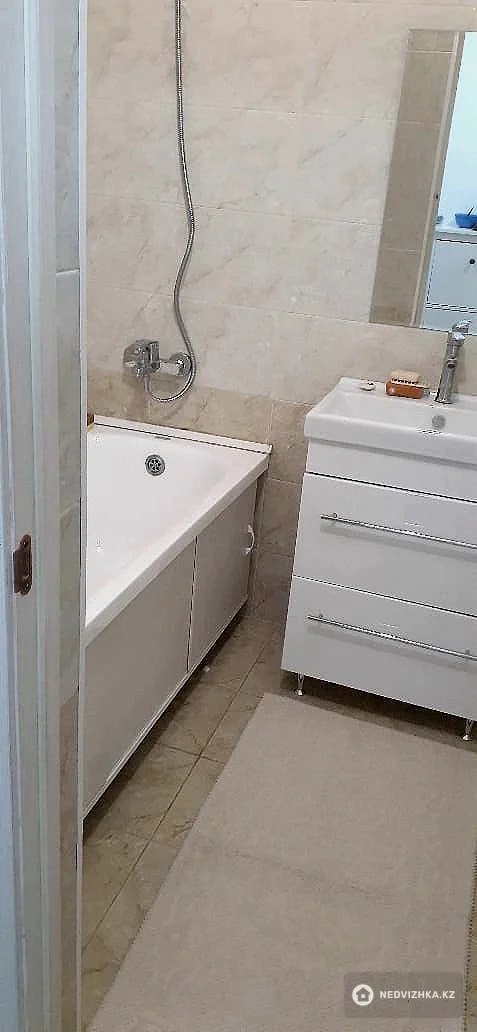 1-комнатная квартира, этаж 7 из 8, 47 м², На длительный срок, фотография 5