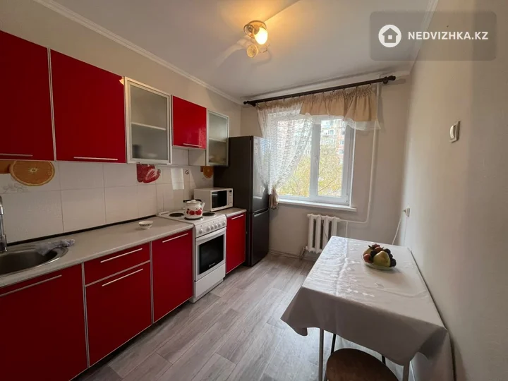 3-комнатная квартира, этаж 3 из 10, 68 м²