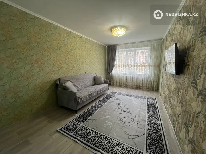 3-комнатная квартира, этаж 3 из 10, 68 м², фотография 5