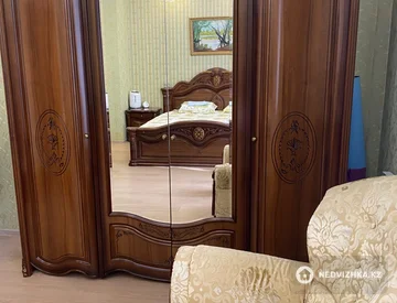 2-комнатная квартира, этаж 9 из 11, 81 м², миниатюра 6