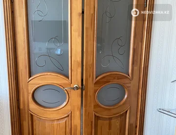 2-комнатная квартира, этаж 9 из 10, 81 м², миниатюра 11