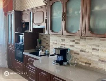 2-комнатная квартира, этаж 9 из 10, 81 м², миниатюра 8